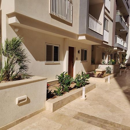 The Palm Court Apartamento St. Paul's Bay Exterior foto
